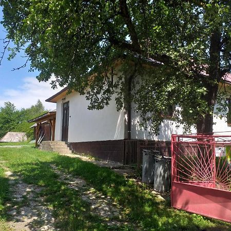 Turisticka Ubytovna Chalupa Runina 8 Exteriör bild
