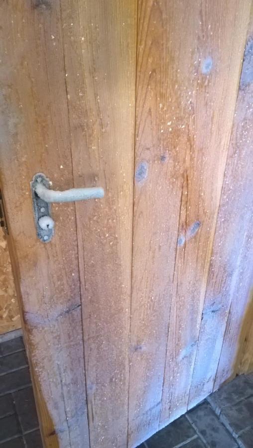 Turisticka Ubytovna Chalupa Runina 8 Exteriör bild